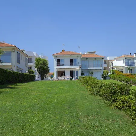 “beachfront Del Mare Close To Sirina Bay” 61 Βίλα *