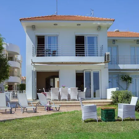 “beachfront Del Mare Close To Sirina Bay” 61 Βίλα