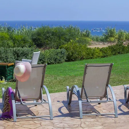 “beachfront Del Mare Close To Sirina Bay” 61 Βίλα