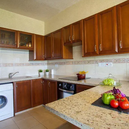 “beachfront Del Mare Close To Sirina Bay” 61 *