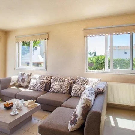 “beachfront Del Mare Close To Sirina Bay” 61
